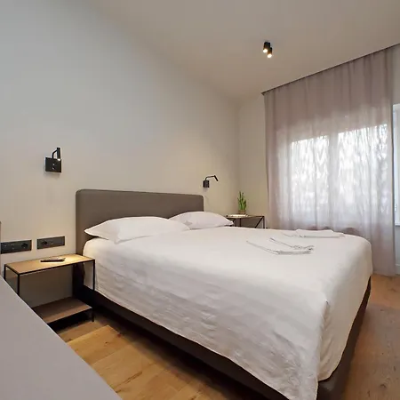 The Place Gallia Guest house Rome