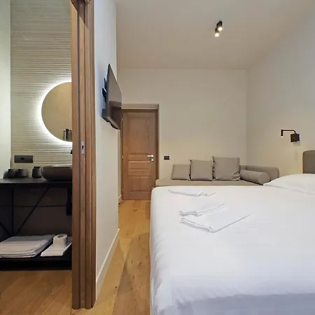 Guest house The Place Gallia Rome