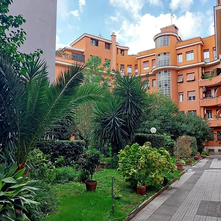 The Place Gallia - New San Giovanni- Self Check-in - Modern Bathrooms-near Metro A Rom