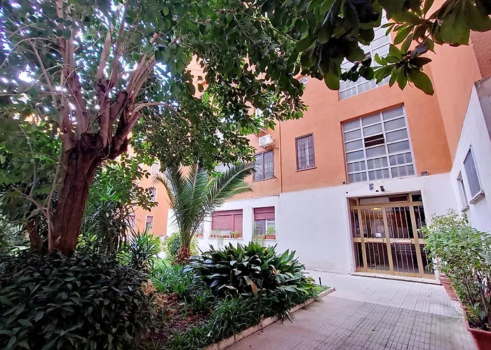 Pensionat The Place Gallia - New San Giovanni- Self Check-in - Modern Bathrooms-near Metro A