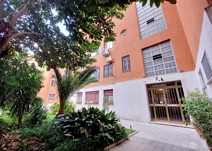 Pensionat The Place Gallia - New San Giovanni- Self Check-in - Modern Bathrooms-near Metro A 4*