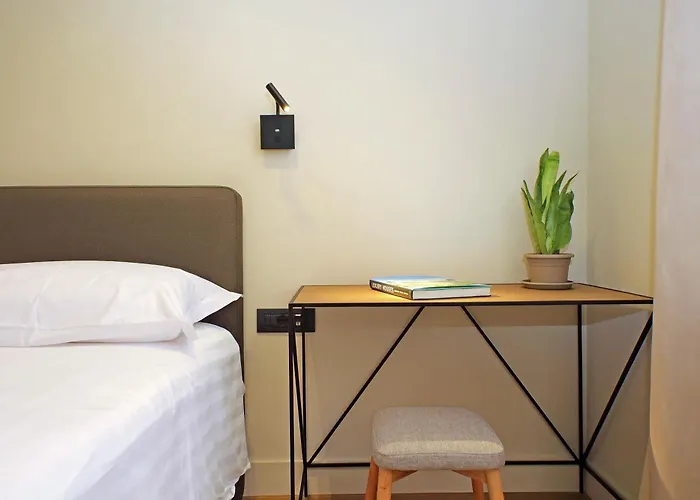 Pensionat The Place Gallia - New San Giovanni- Self Check-in - Modern Bathrooms-near Metro A