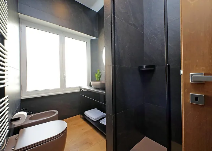 The Place Gallia - New San Giovanni- Self Check-in - Modern Bathrooms-near Metro A 4* Rom