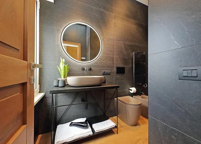The Place Gallia - New San Giovanni- Self Check-in - Modern Bathrooms-near Metro A Pensionat Rom