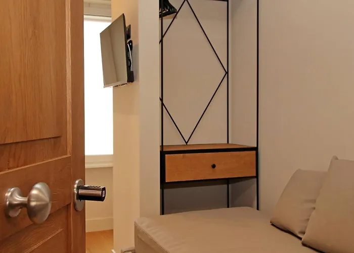 The Place Gallia - New San Giovanni- Self Check-in - Modern Bathrooms-near Metro A