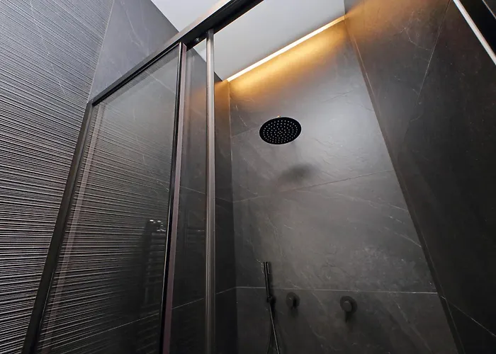 The Place Gallia - New San Giovanni- Self Check-in - Modern Bathrooms-near Metro A 4*