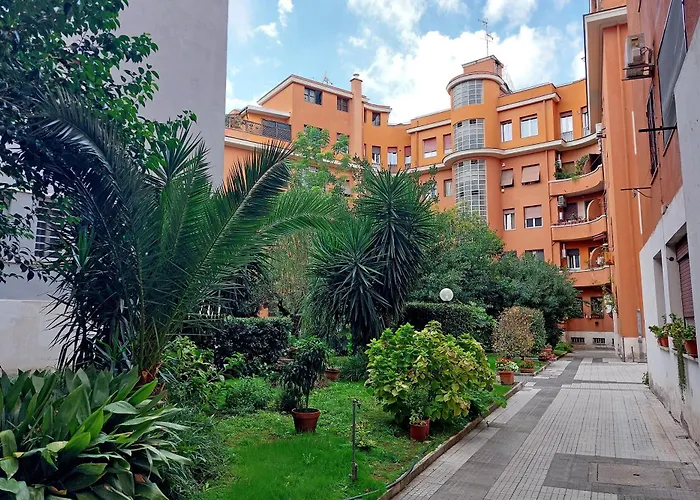 The Place Gallia - New San Giovanni- Self Check-in - Modern Bathrooms-near Metro A Rom